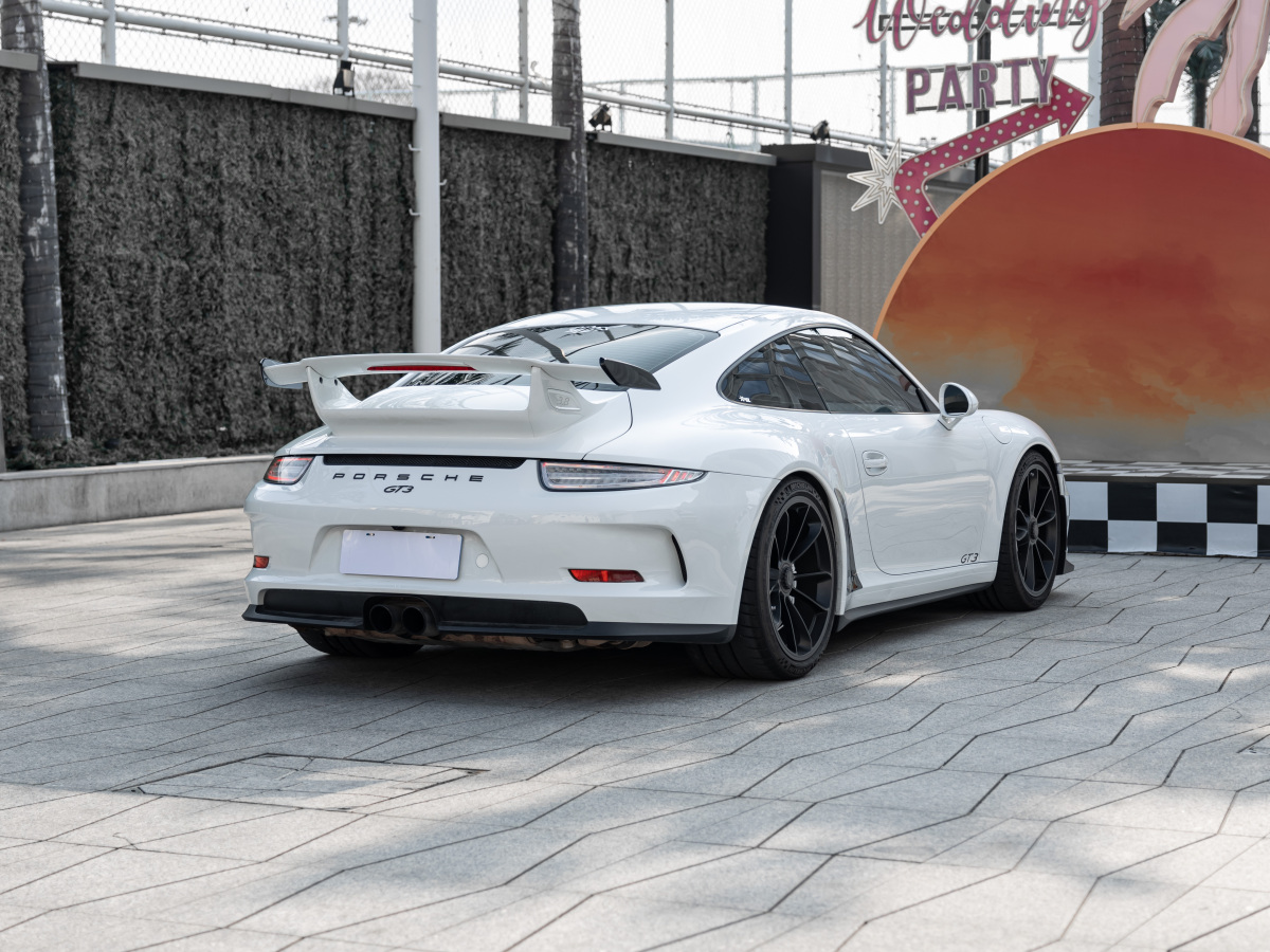 2015年6月保時(shí)捷 911  2013款 GT3 3.8L