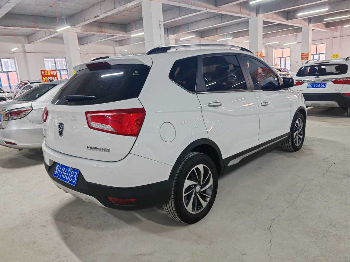 寶駿 560  2016款 1.8L 手動(dòng)豪華型圖片