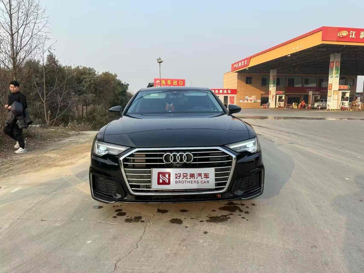 奧迪 奧迪A6L  2022款 45 TFSI 臻選動感型圖片