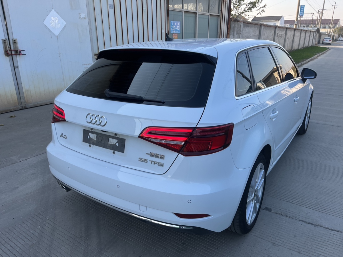 奧迪 奧迪A3  2020款 Sportback 35 TFSI 進(jìn)取型圖片