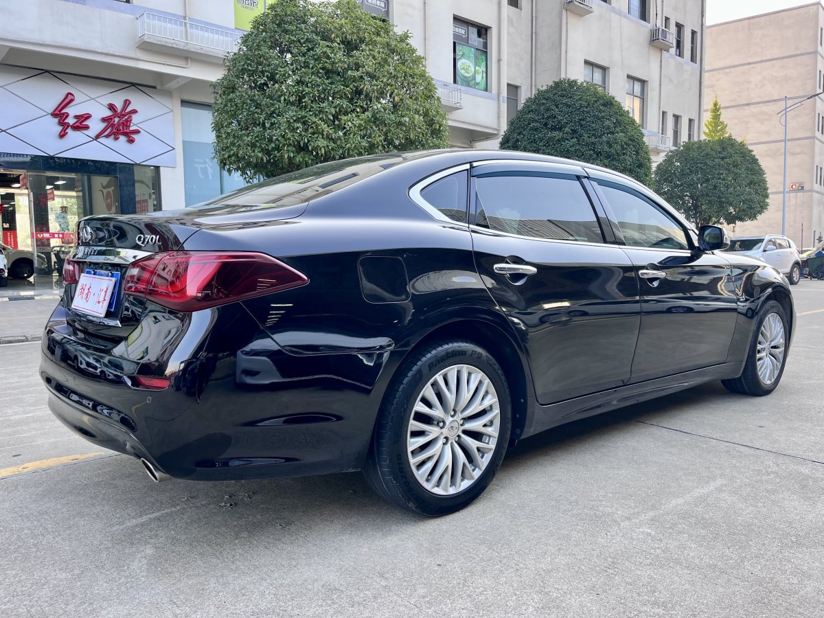 英菲尼迪 Q70  2015款 Q70L 2.5L 豪華版圖片