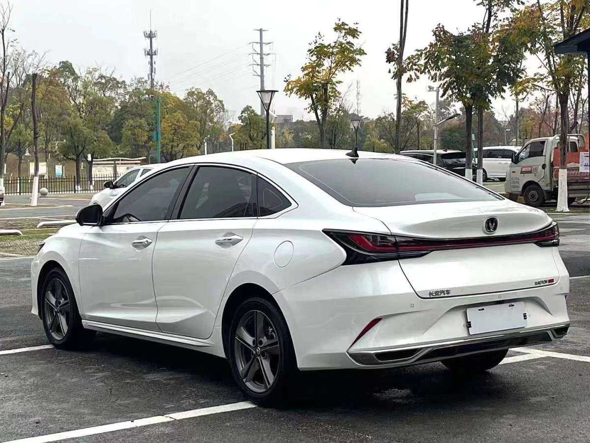 長(zhǎng)安 銳程PLUS  2023款 1.5T DCT領(lǐng)悅型圖片