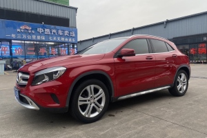 奔驰GLA 奔驰 GLA 200 动感型