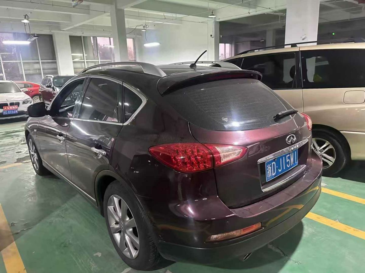 英菲尼迪 QX50  2013款 2.5 四驅(qū)優(yōu)雅版圖片