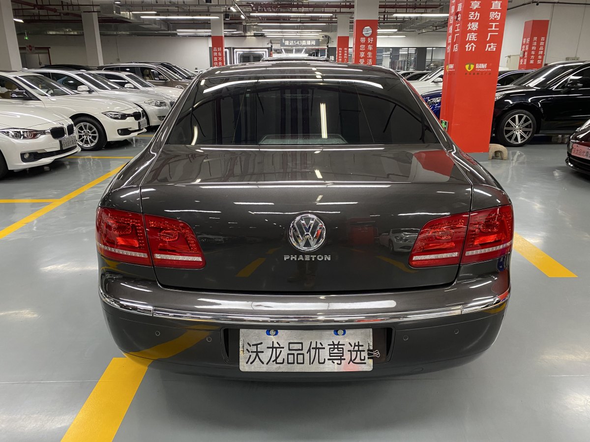 大眾 輝騰  2011款 3.6L V6 5座加長(zhǎng)舒適版圖片