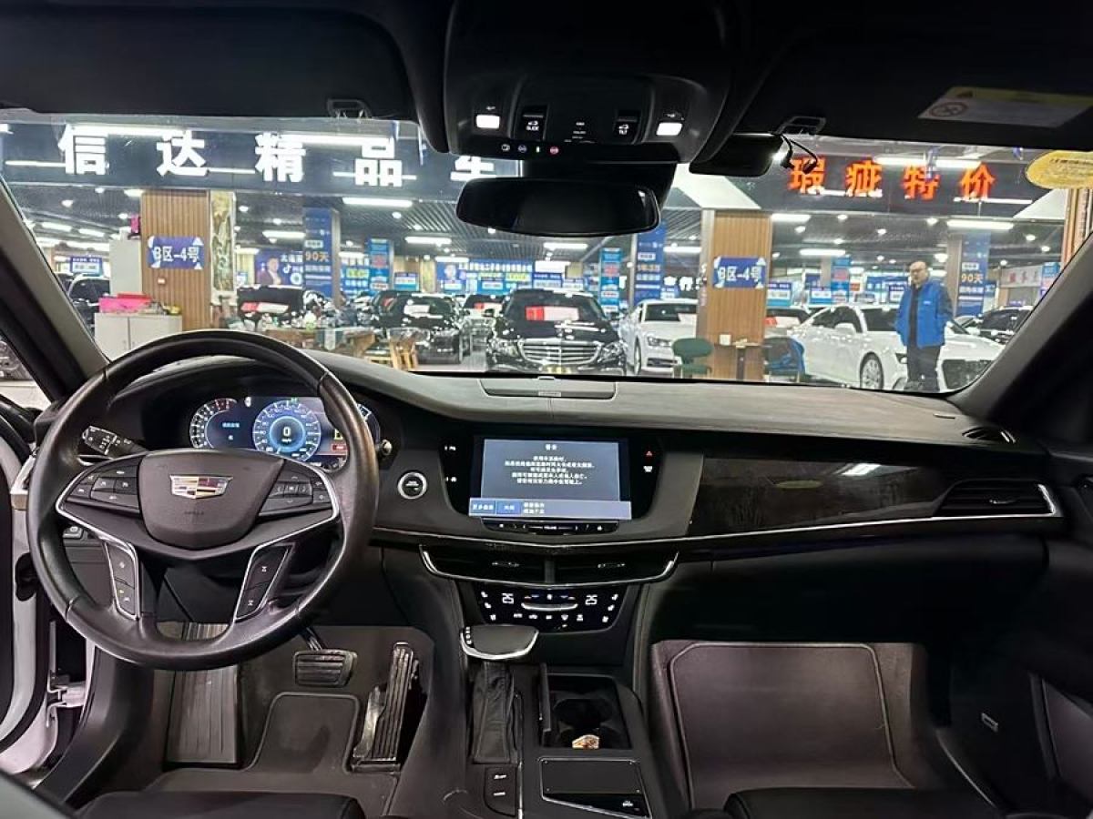 凱迪拉克 CT6  2017款 28T 豪華型圖片