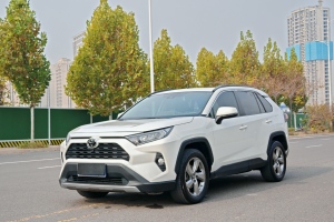 RAV4榮放 豐田 2.0L CVT兩驅(qū)風尚Plus版