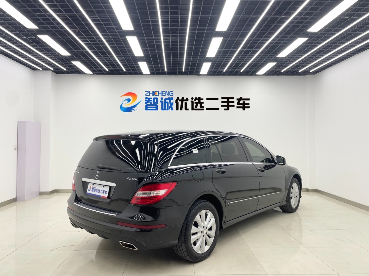 奔馳 奔馳R級  2015款 R 400 4MATIC 豪華型圖片