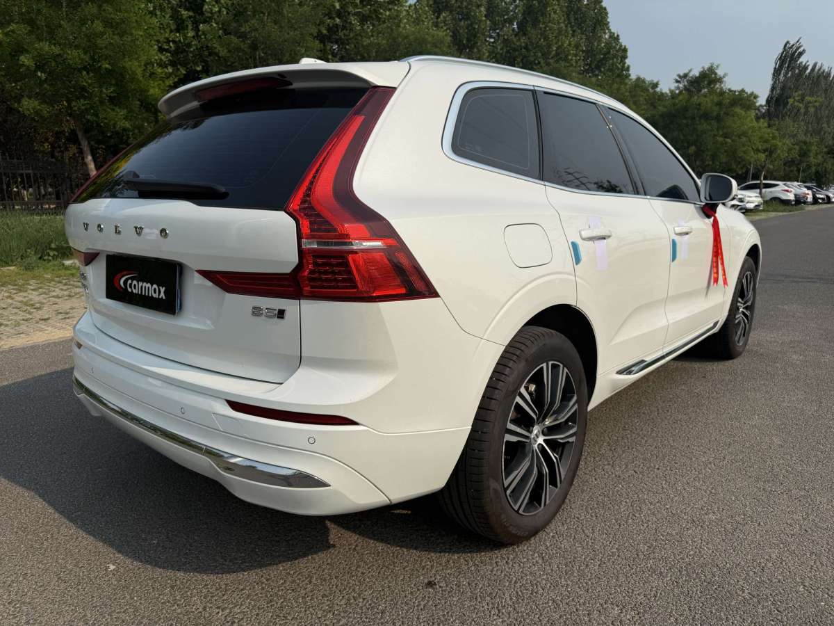 沃爾沃 XC60  2022款 B5 四驅(qū)智遠(yuǎn)運(yùn)動(dòng)版圖片