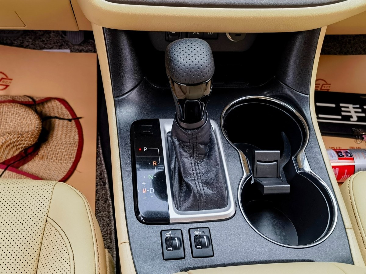 丰田 汉兰达  2018款 2.0T 两驱豪华版 7座 国VI图片