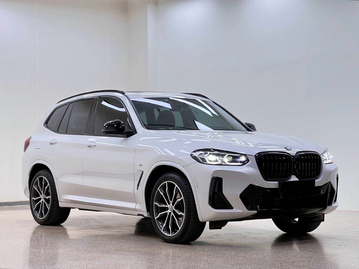 寶馬 寶馬X3  2022款 xDrive30i 領(lǐng)先型 M曜夜套裝圖片