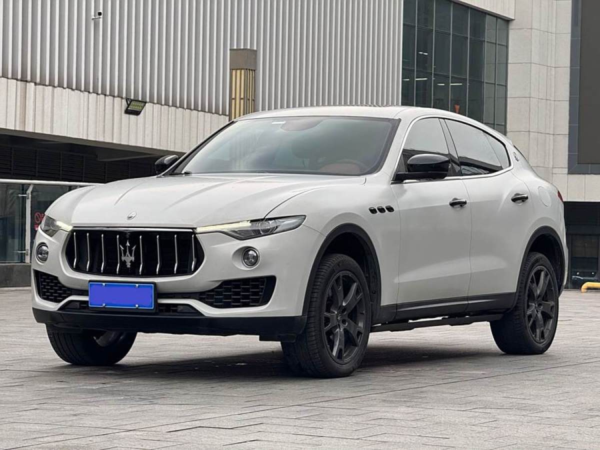 2020年1月瑪莎拉蒂 Levante  2019款 3.0T 350Hp 標(biāo)準(zhǔn)版 國(guó)VI