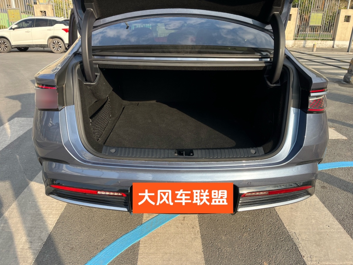 比亞迪 海豹  2023款 DM-i 1.5T 121km 旗艦型圖片