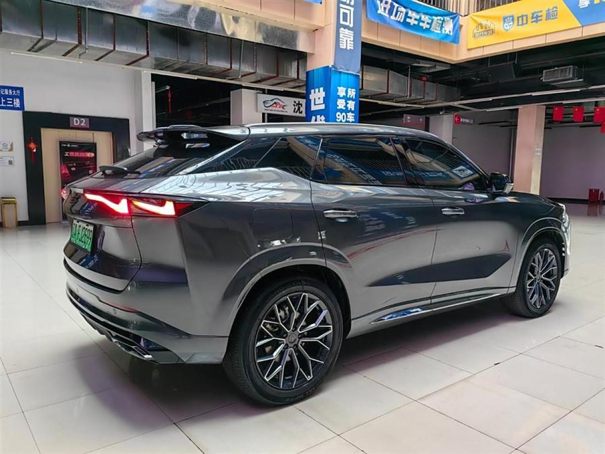 長(zhǎng)安歐尚 長(zhǎng)安歐尚Z6新能源  2023款 智電iDD 150KM旗艦PLUS圖片