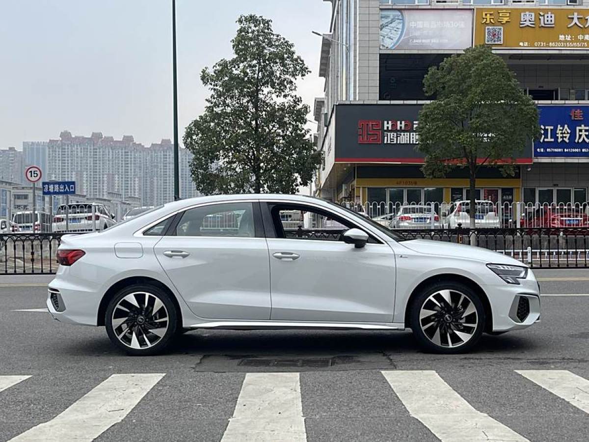 奧迪 奧迪A3  2022款 Sportback 35 TFSI 時尚運動型圖片