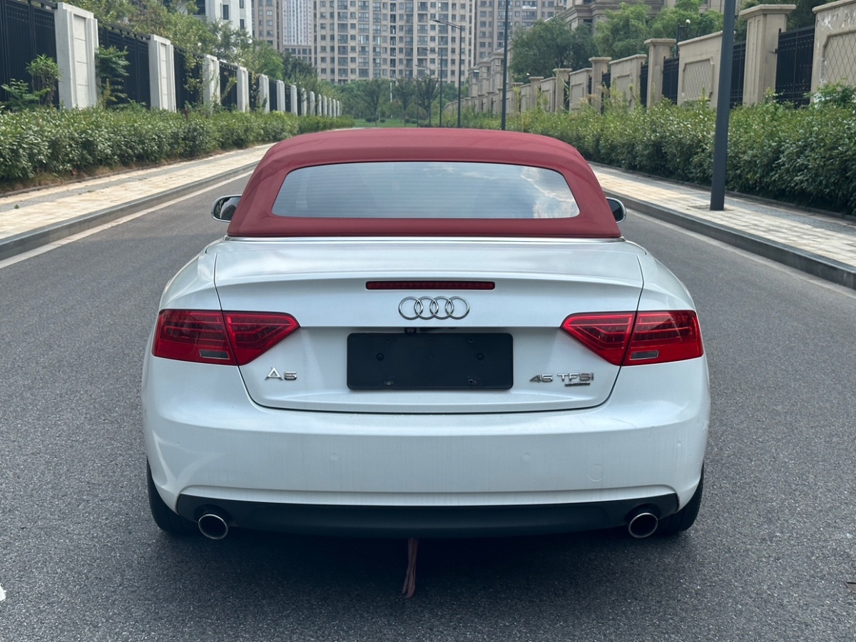 2013年9月奧迪 奧迪A5  2013款 Cabriolet 40 TFSI