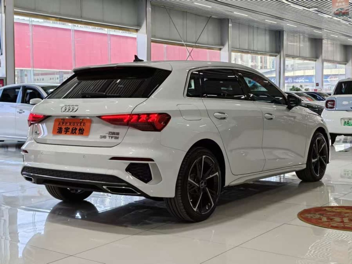 奧迪 奧迪A3  2024款 Sportback 35 TFSI 時(shí)尚運(yùn)動(dòng)型圖片