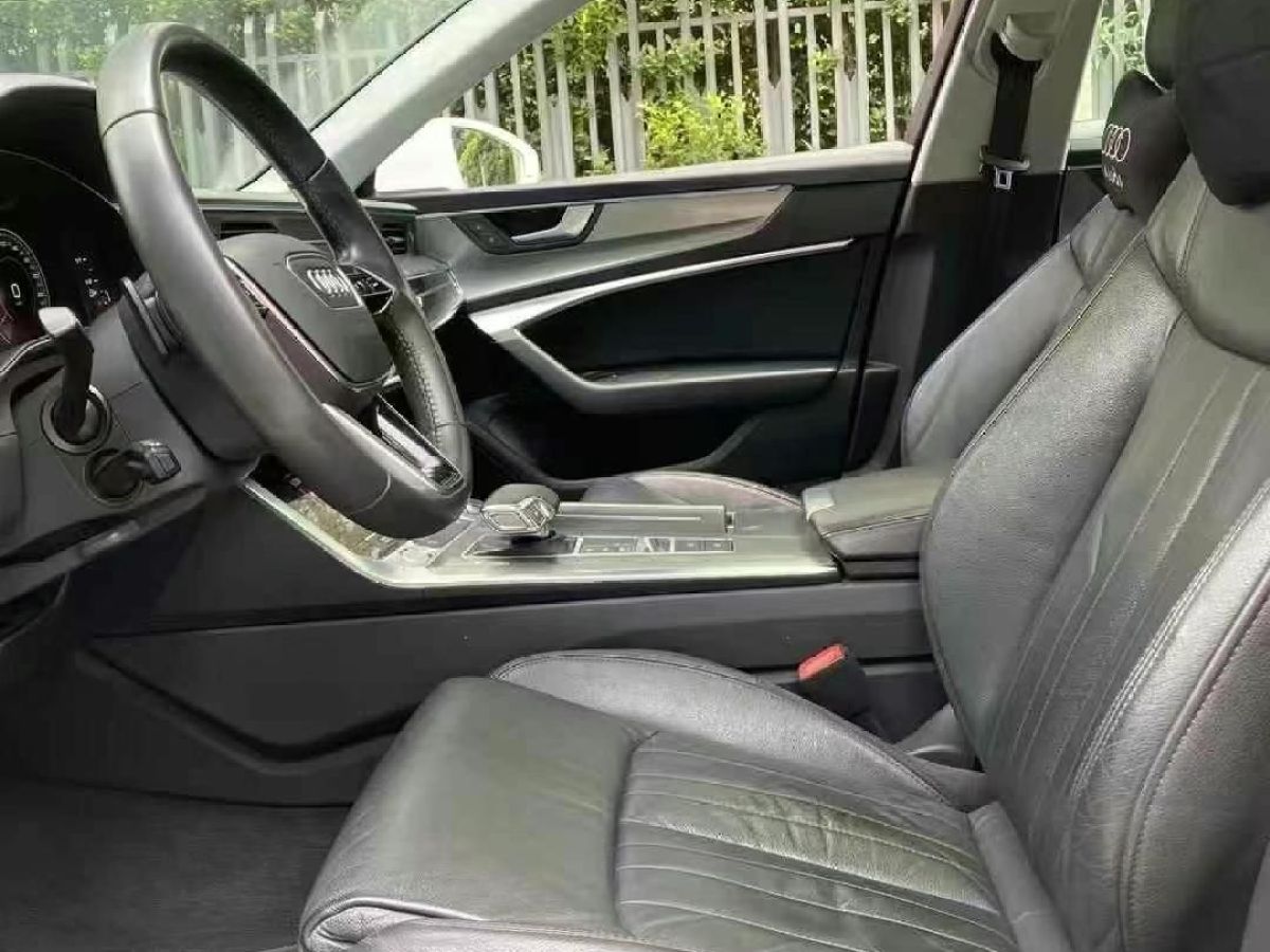 奧迪 奧迪A6L  2020款 40 TFSI 豪華動感型圖片