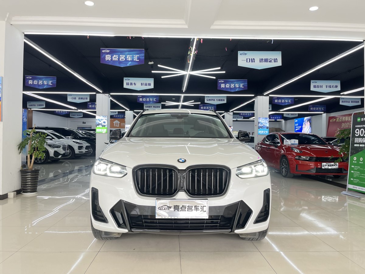 寶馬 寶馬X3  2022款 改款 xDrive30i 領(lǐng)先型 M曜夜套裝圖片