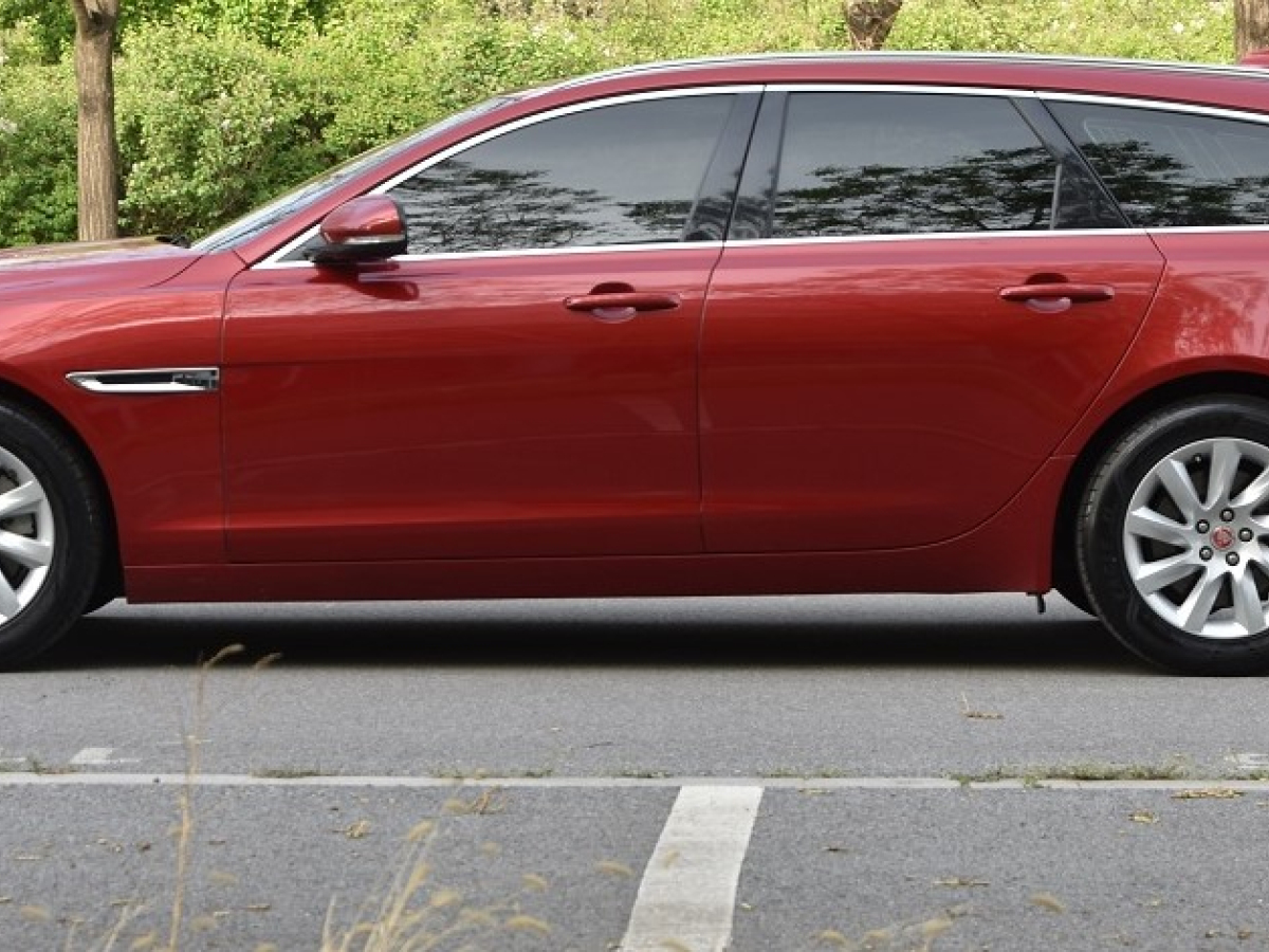 2019年7月捷豹 XF  2019款 XF Sportbrake 30t 四驅(qū)運動版