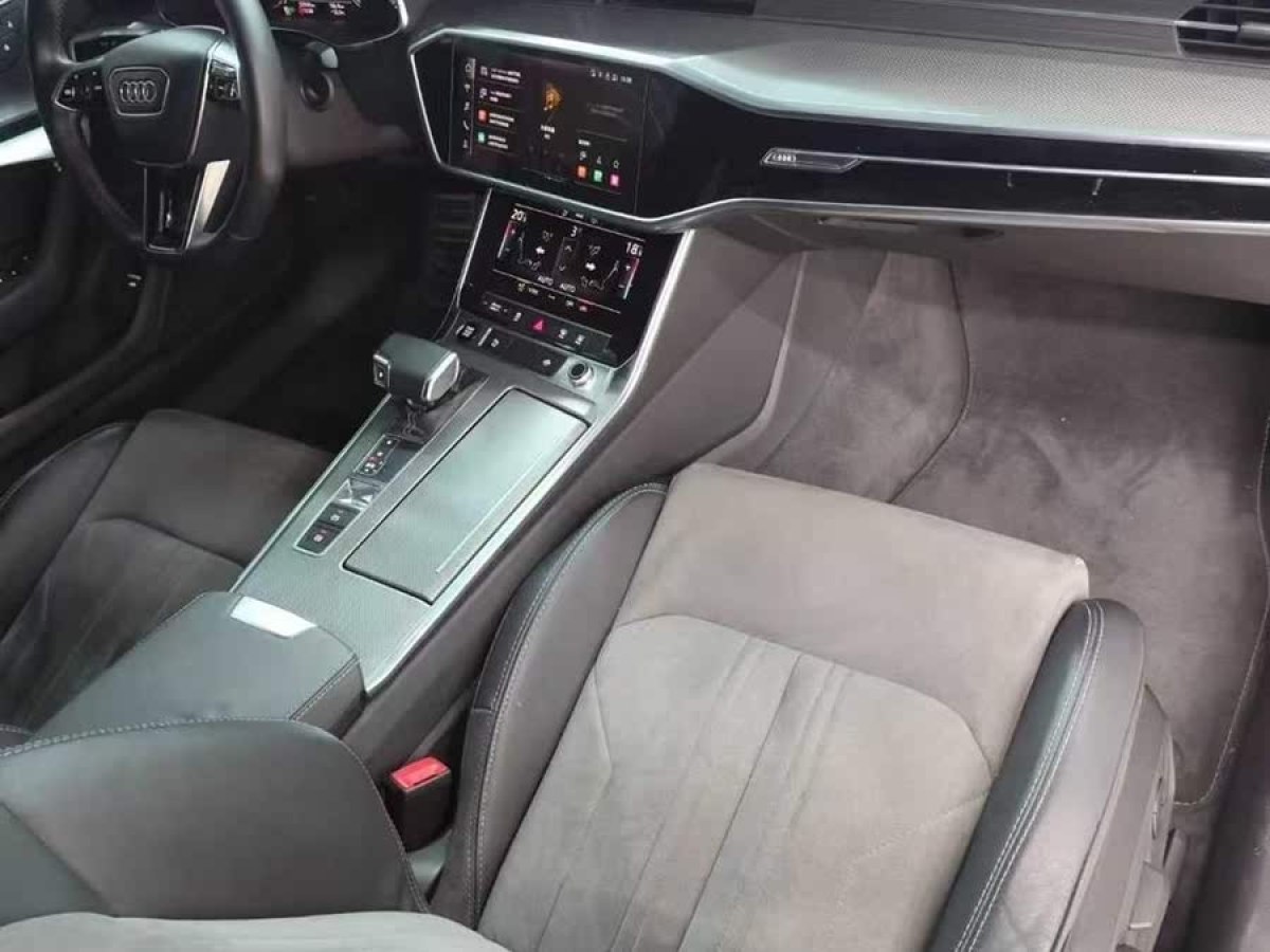 奧迪 奧迪A6L  2022款 40 TFSI 豪華動感型圖片