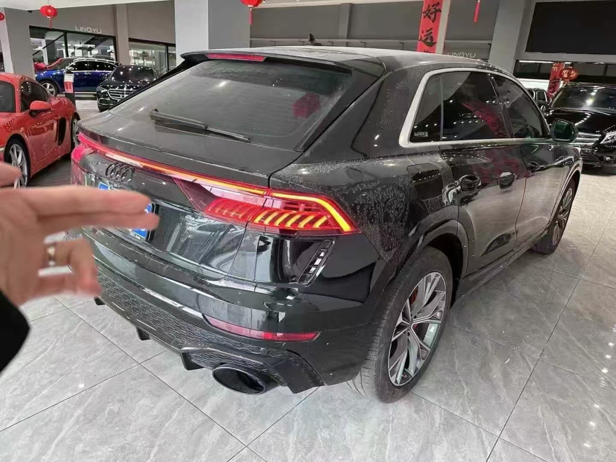 奧迪 奧迪Q8  2024款 55 TFSI 豪華動感型圖片