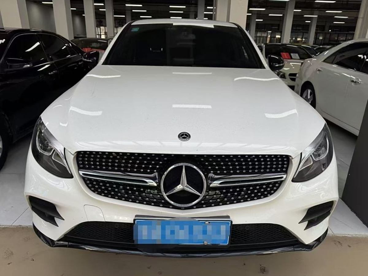 奔馳 奔馳GLC  2022款 改款 GLC 300 4MATIC 轎跑SUV圖片