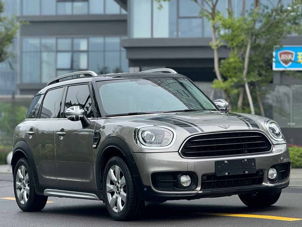 MINI COUNTRYMAN  2019款 1.5T COOPER ALL4 经典派周末旅行版图片