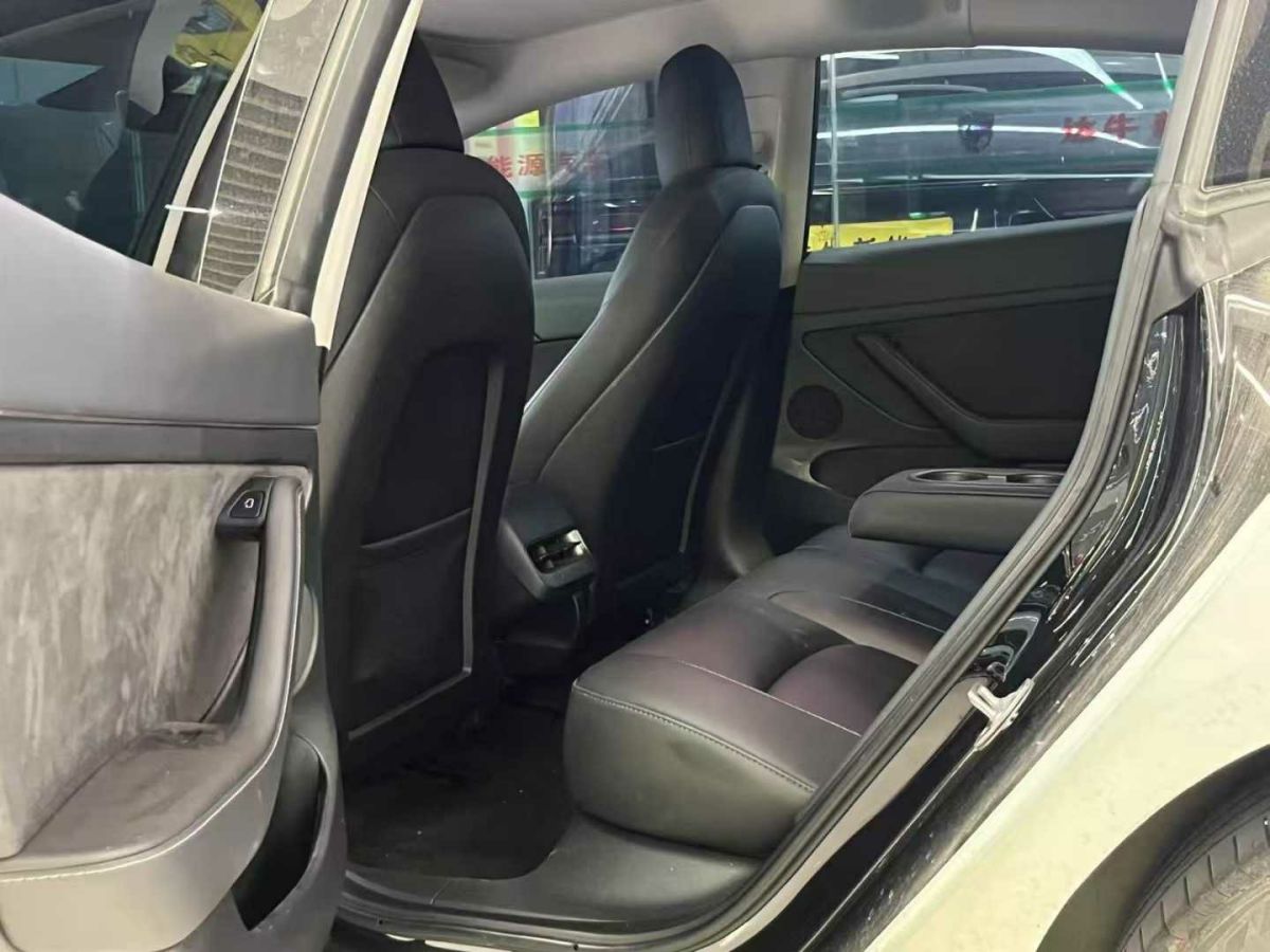特斯拉 Model Y  2022款 Performance高性能全輪驅(qū)動版圖片