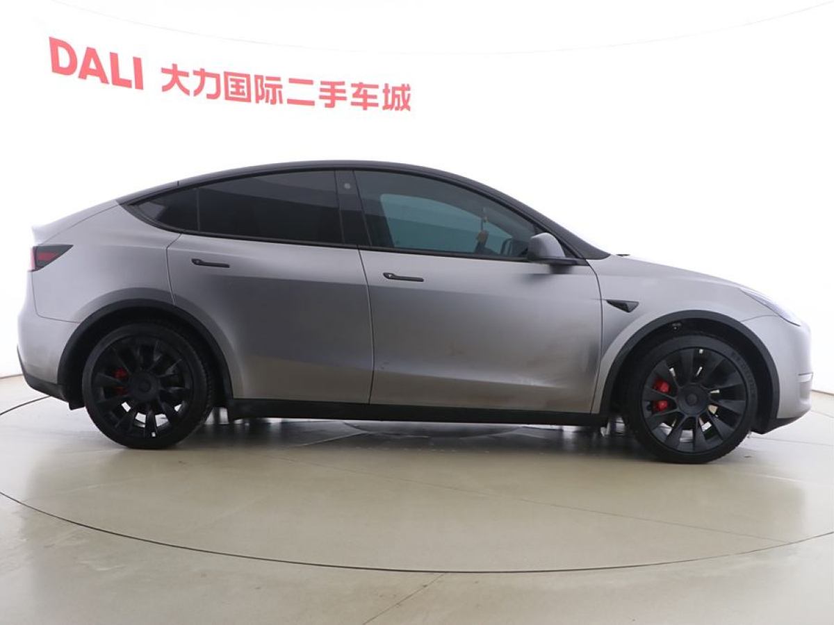 特斯拉 Model Y  2022款 改款 長續(xù)航全輪驅(qū)動版圖片