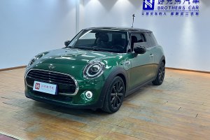 MINI MINI 1.5T COOPER 艺术家