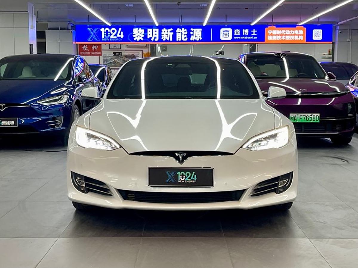 特斯拉 Model S  2017款 Model S 100D 長續(xù)航版圖片