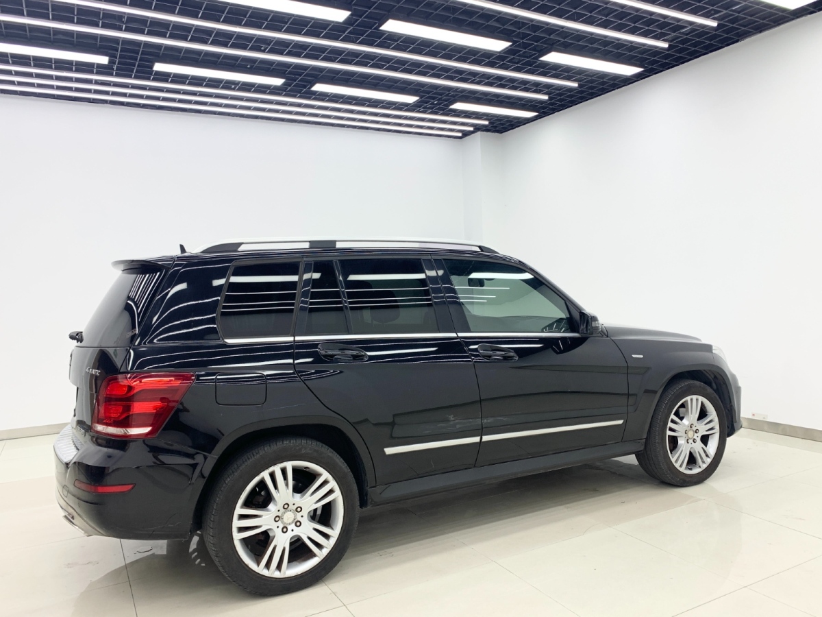 奔馳 奔馳GLK級(jí)  2015款 GLK 260 4MATIC 動(dòng)感型 極致版圖片