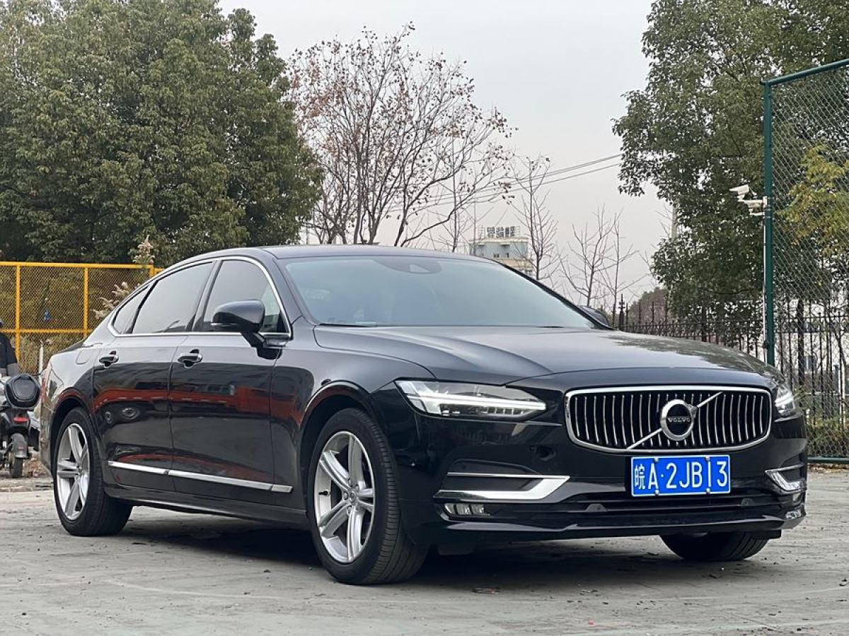 沃爾沃 S90  2020款 改款 T5 智遠(yuǎn)豪華版圖片