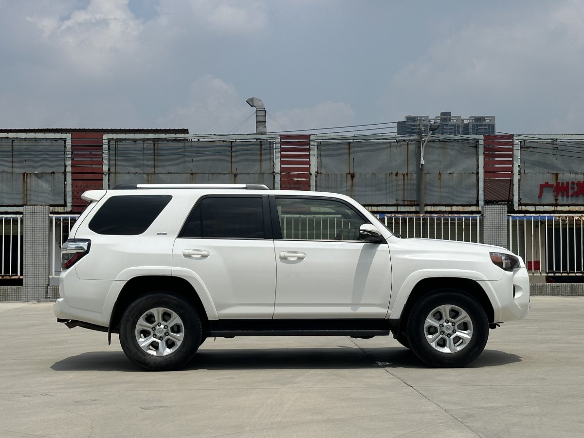 丰田 4Runner  1354款 4Runner图片