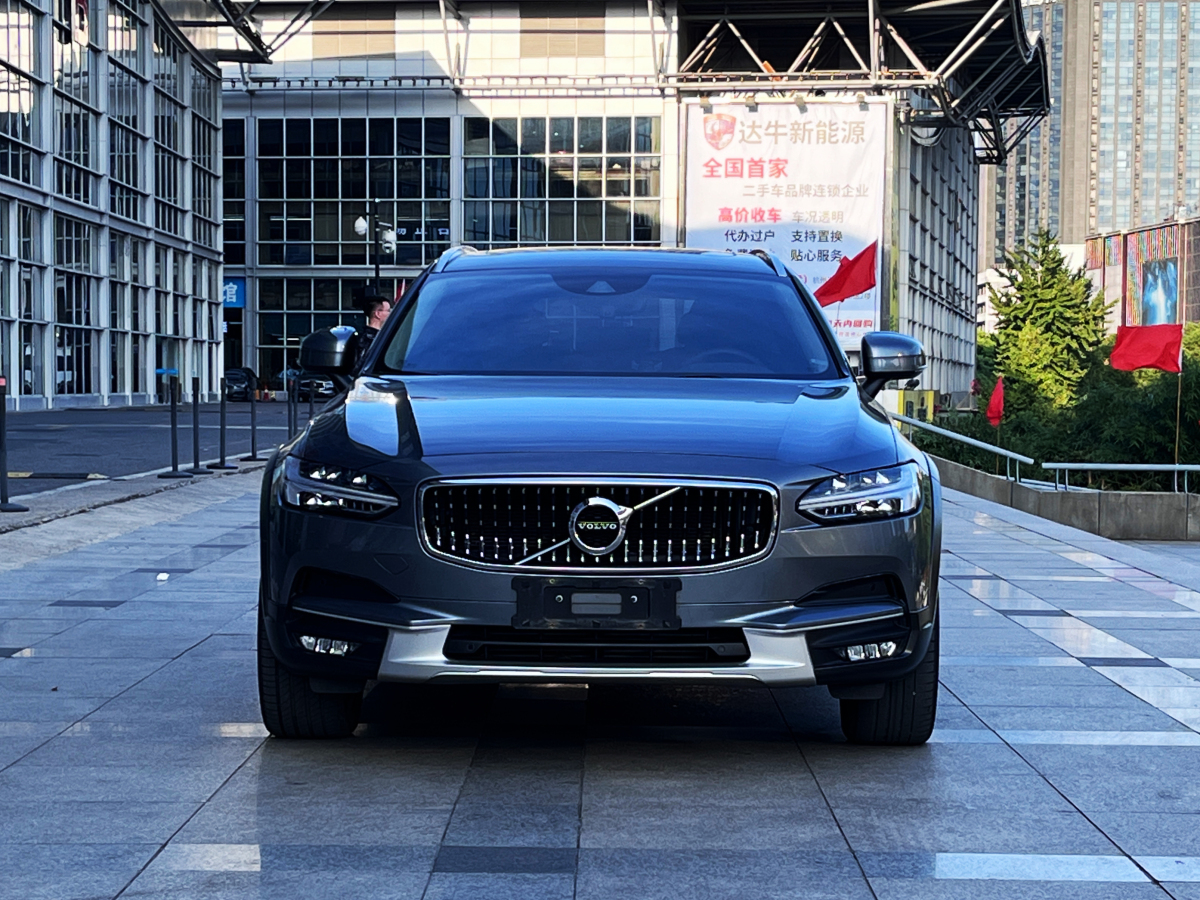 2020年3月沃爾沃 V90  2020款 Cross Country T5 AWD 智遠版