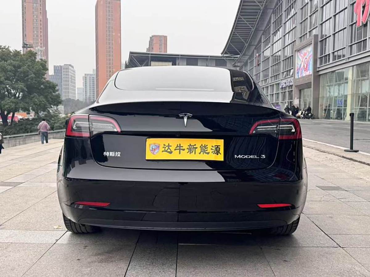 特斯拉 Model Y  2022款 改款 后輪驅(qū)動版圖片