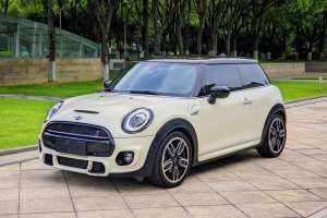 MINI MINI 2.0T COOPER S 賽車手