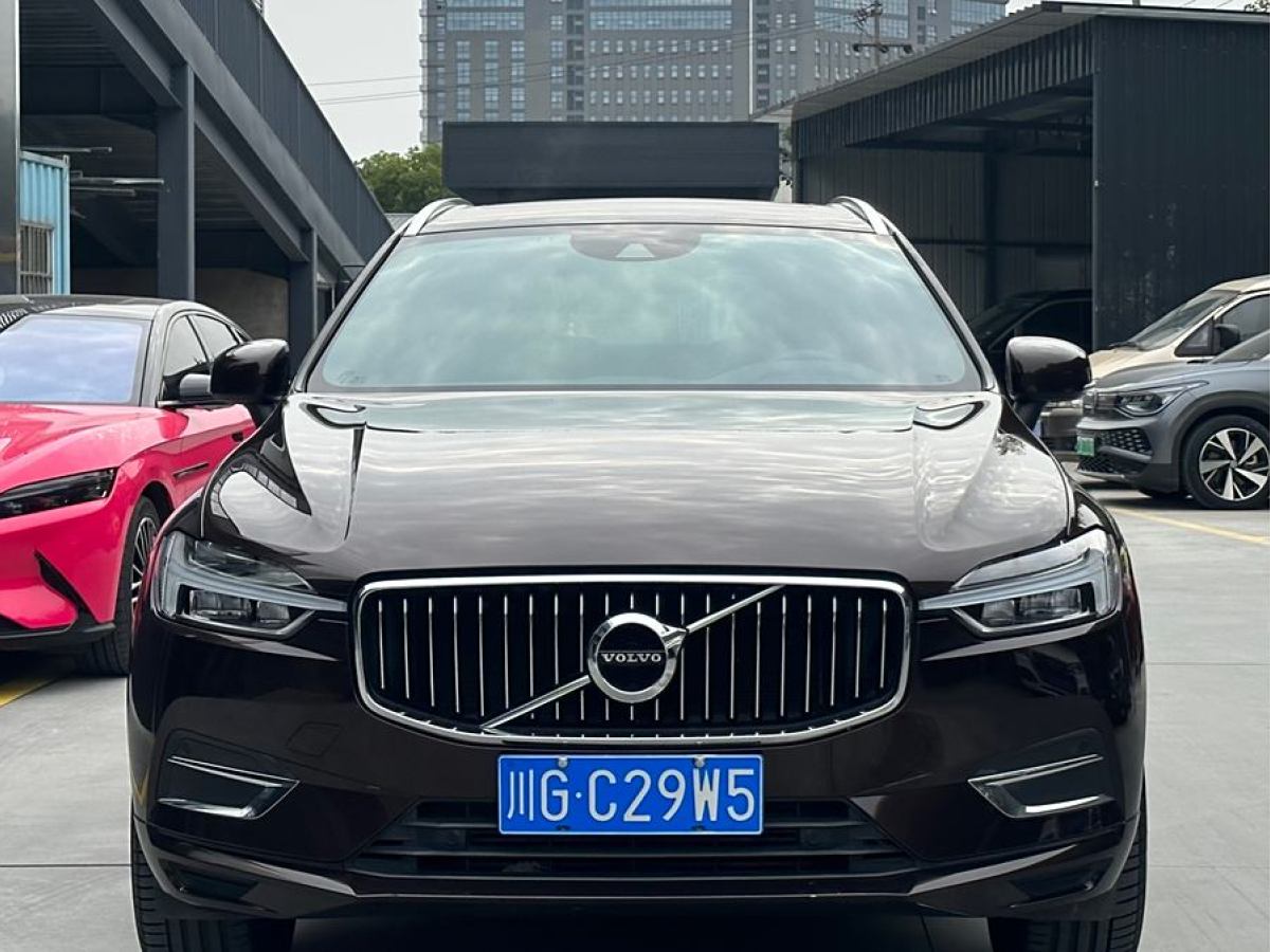 沃爾沃 XC60  2021款 T5 四驅(qū)智逸豪華版圖片