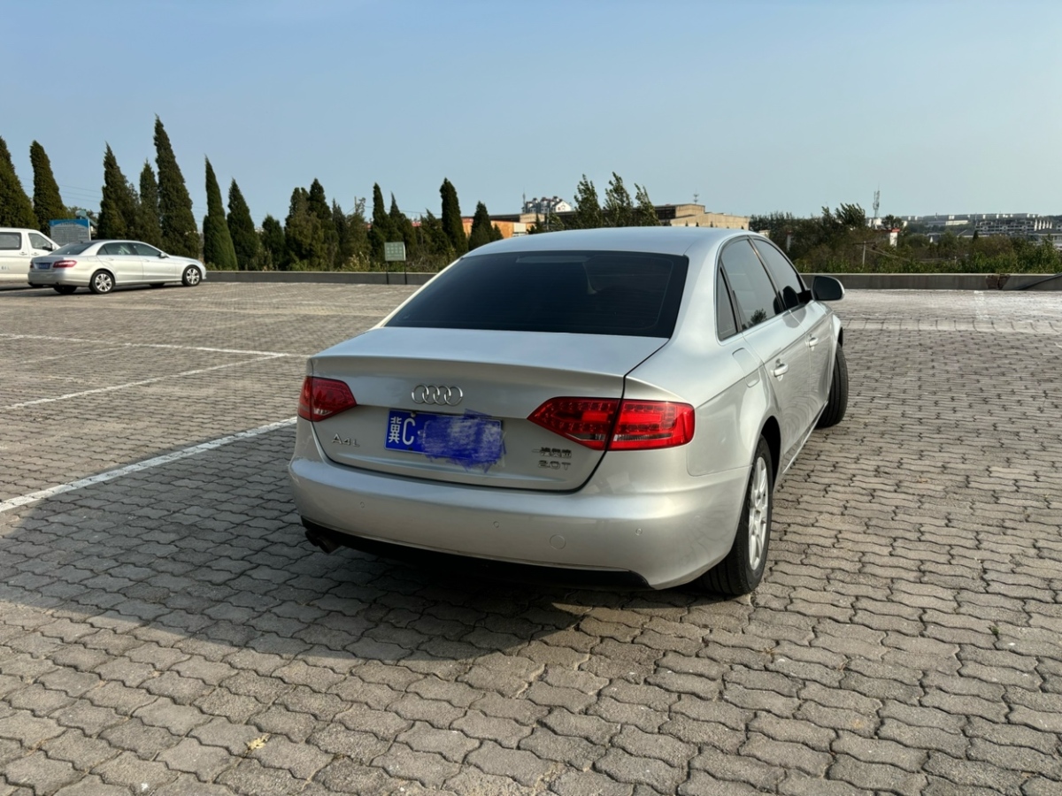 奧迪 奧迪A4L  2011款 2.0 TFSI 技術(shù)型圖片