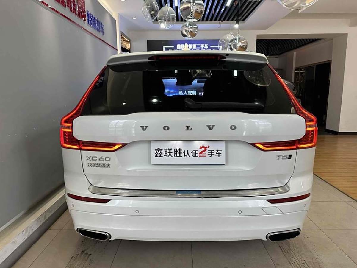 沃爾沃 XC60  2019款  T5 四驅(qū)智逸版 國(guó)VI圖片