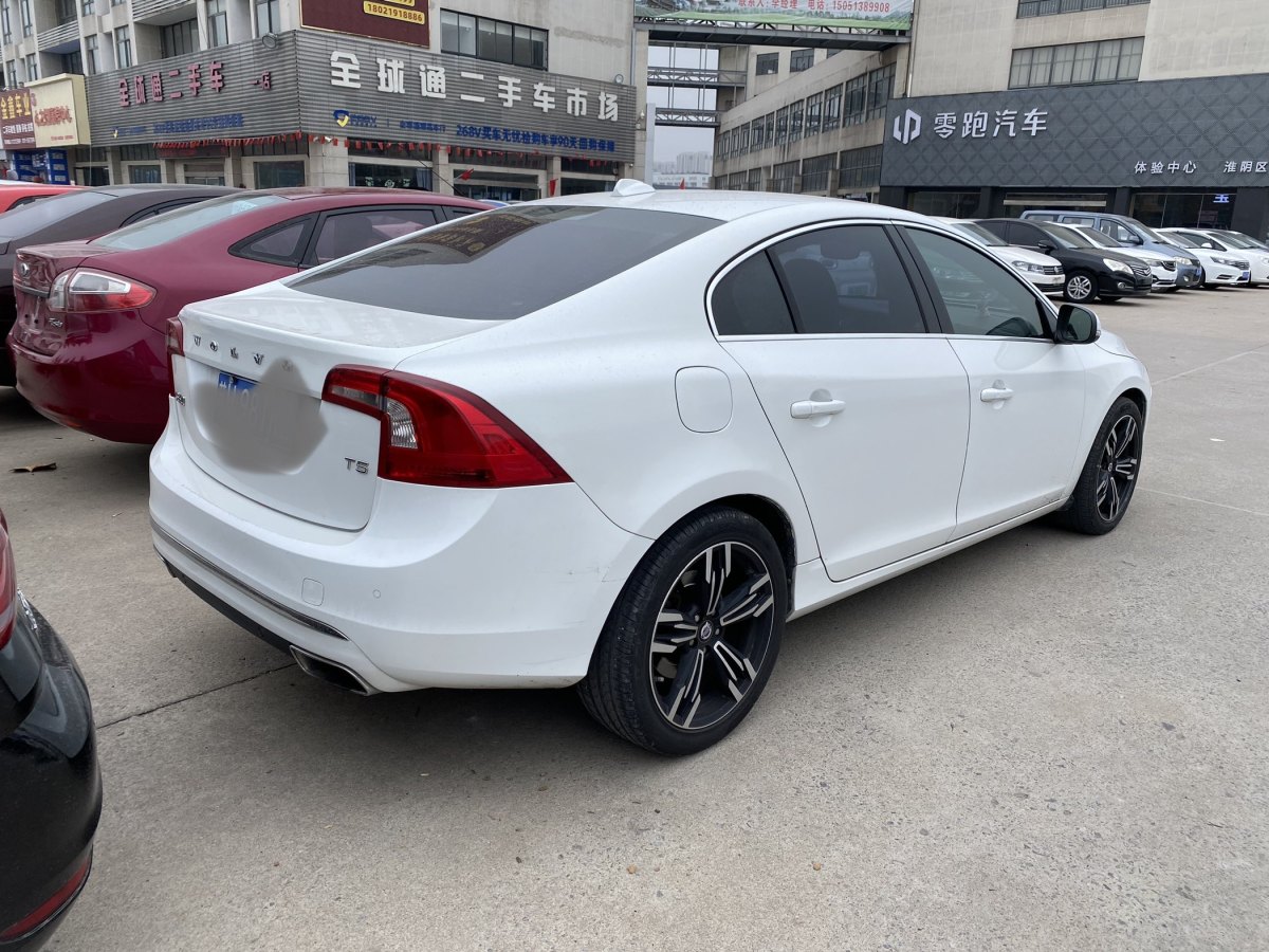 沃尔沃 S60  2015款 L 2.0T T5 智驭版图片