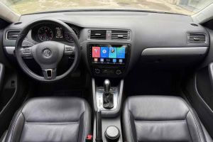 奧迪Q5 奧迪 典藏版 40 TFSI 技術(shù)型