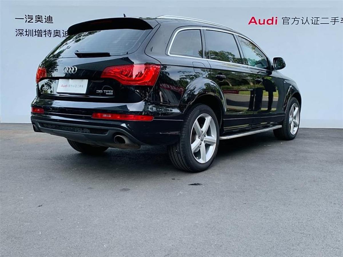 奧迪 奧迪Q7  2014款 35 TFSI 運(yùn)動(dòng)型圖片