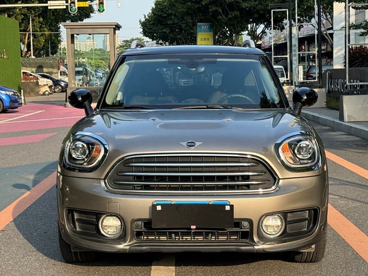 2019年12月MINI COUNTRYMAN  2019款 1.5T COOPER ALL4 藝術(shù)家周末旅行版