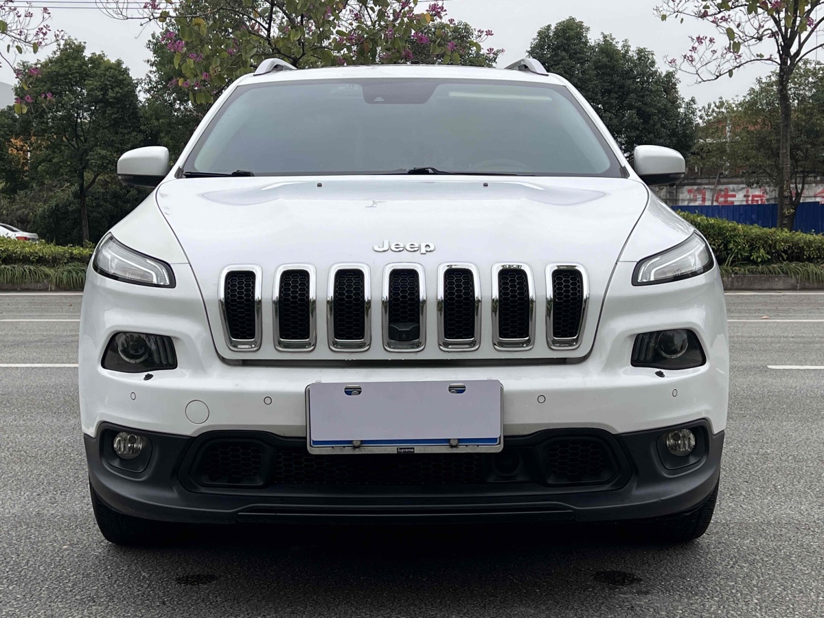 Jeep 自由光  2014款 2.4L 豪華版圖片