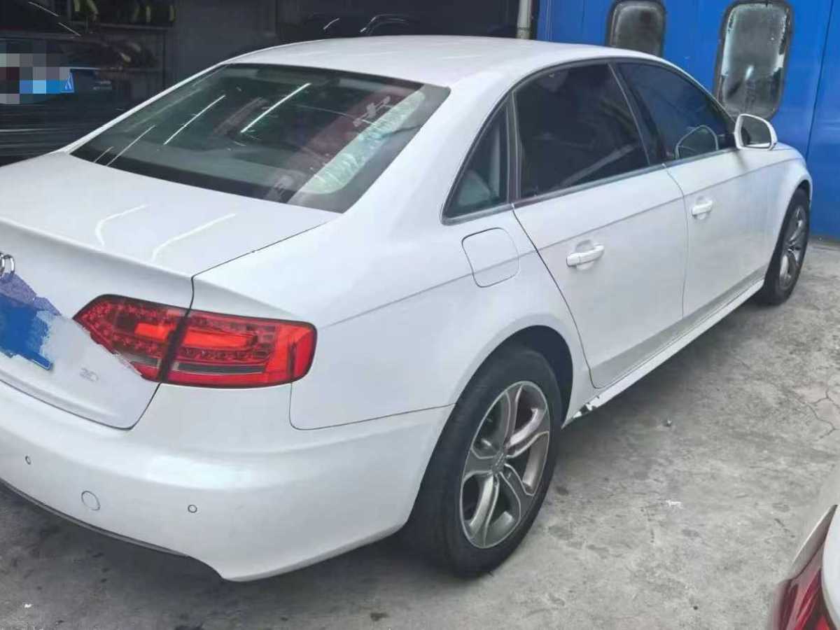 2011年9月奧迪 奧迪A4L  2011款 2.0 TFSI 舒適型