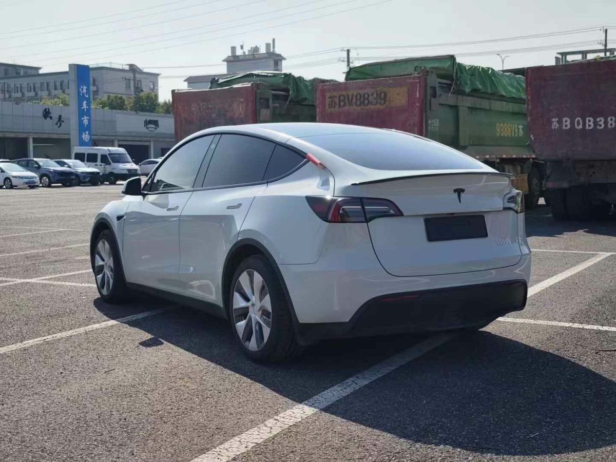 特斯拉 Model S  2023款 三電機全輪驅(qū)動 Plaid版圖片