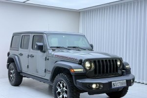 牧馬人 Jeep 2.0T 羅賓漢四門版