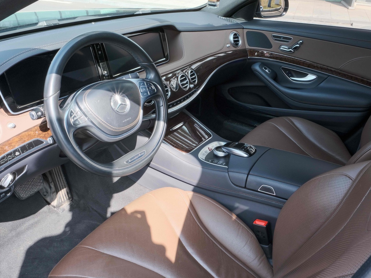 2017年5月奔驰 奔驰S级  2017款 S 320 L 商务型升级版